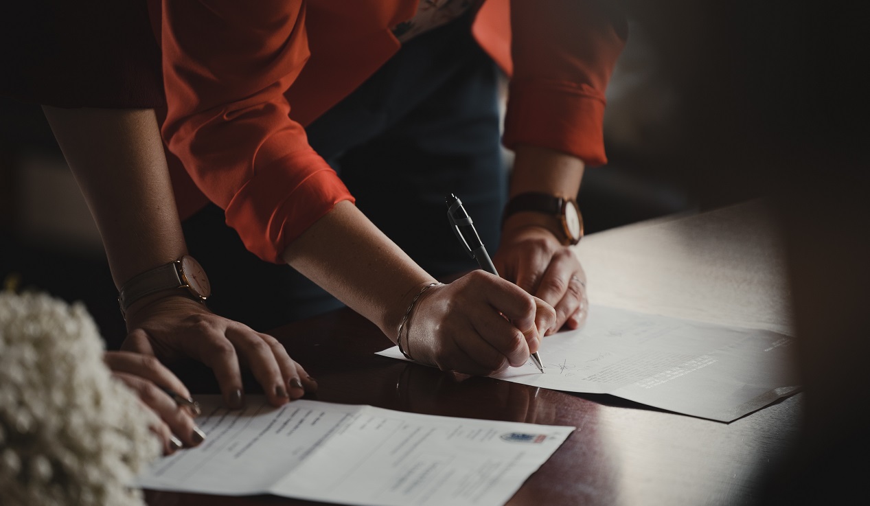 garantie décennale-avocat hyeres-droit immobilier carqueiranne-droit de la famille la garde-avocat de l enfant le pradet-avocat pour permis de conduire toulon-droit du travail le lavandou-procedure civile la valette du var-avocat immobilier var