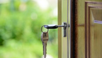 DROIT IMMOBILIER – LA LOCATION SAISONNIÈRE